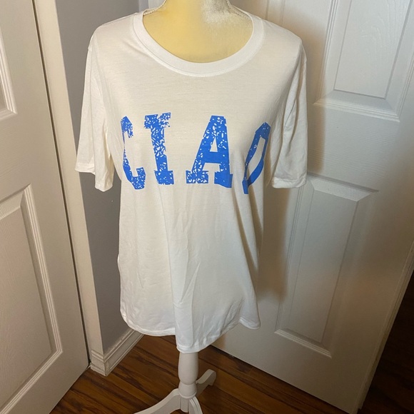 NWOT CIAO White T Shirt - Picture 2 of 3